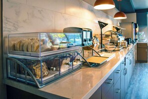 Desayuno buffet incluido todos los días 