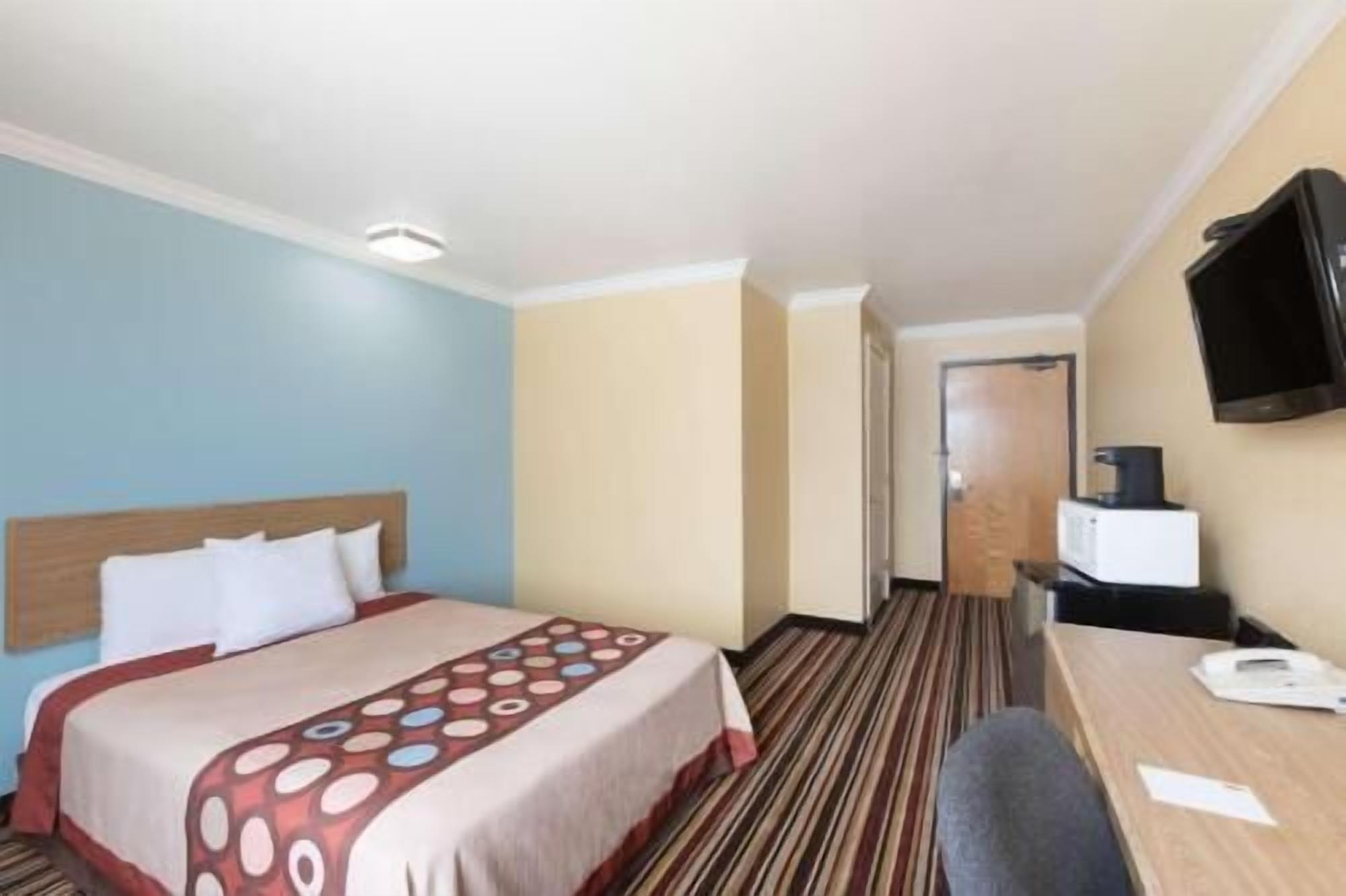 Premium bedding, desk, soundproofing, iron/ironing board