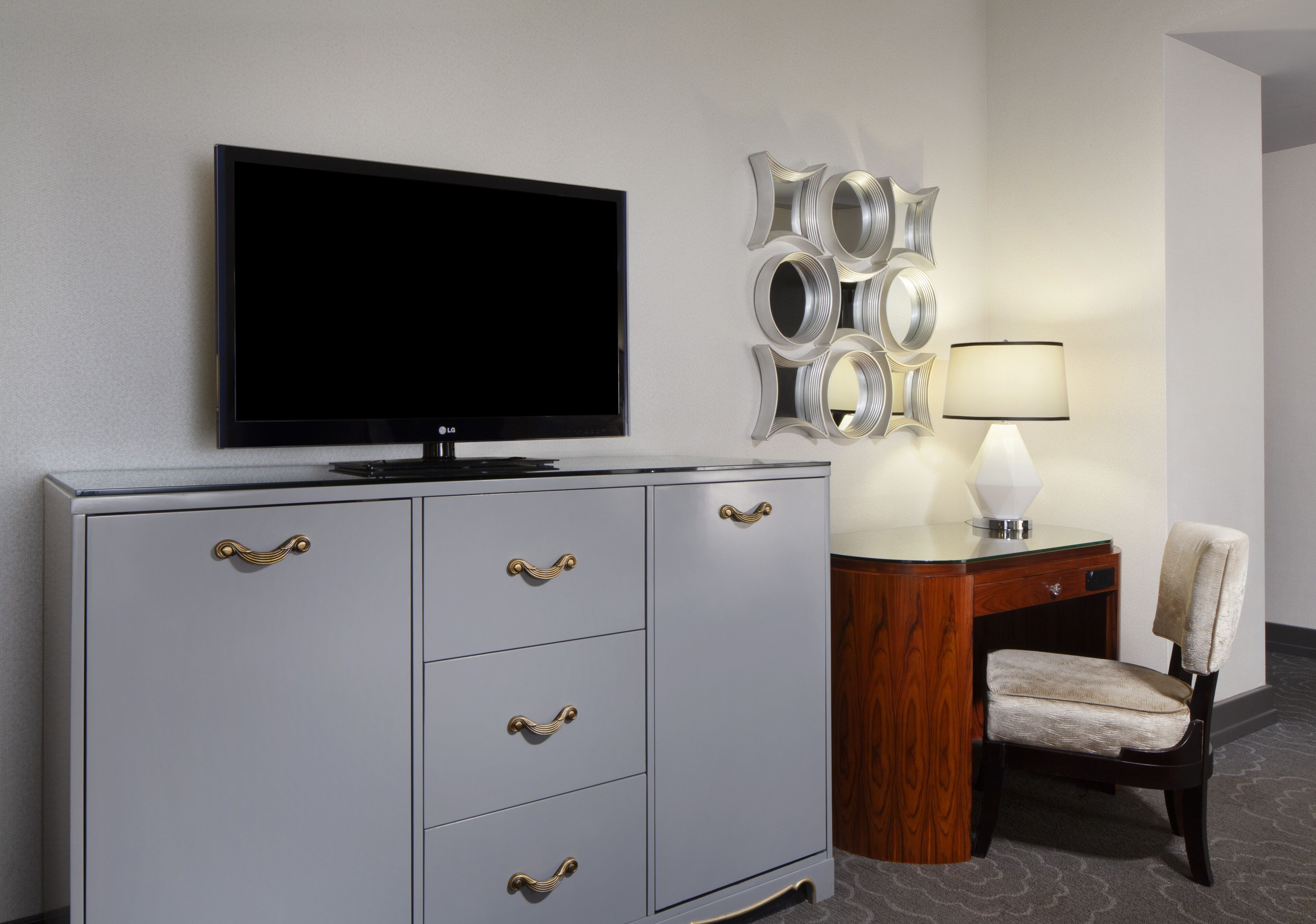 premium bedding, in-room safe, desk, blackout curtains