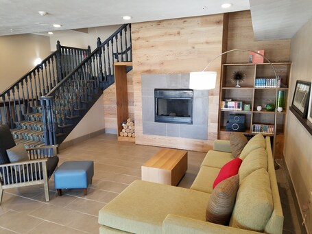 Country Inn Suites by Radisson, Indianapolis South, IN - Image 3