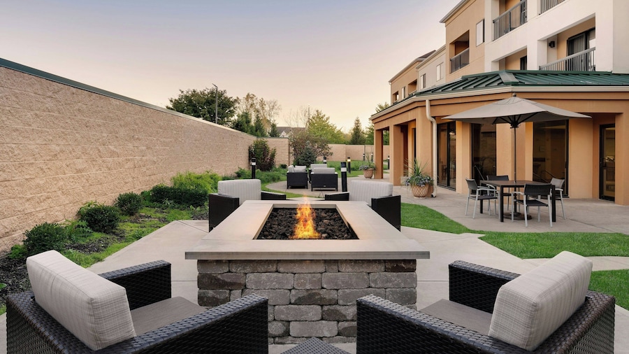 Courtyard by Marriott Indianapolis South