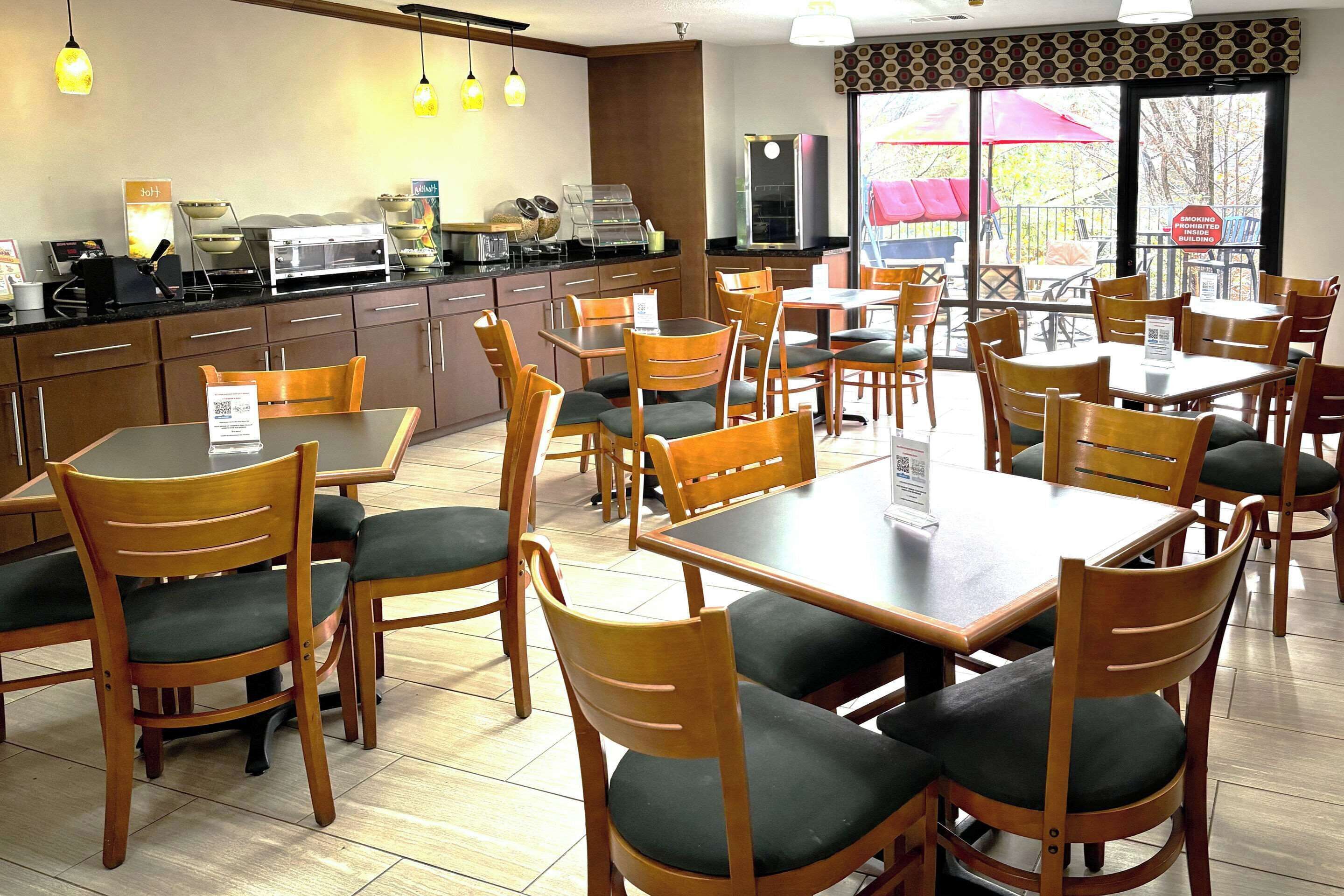 Free daily buffet breakfast