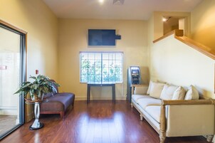 Sala de estar en el lobby