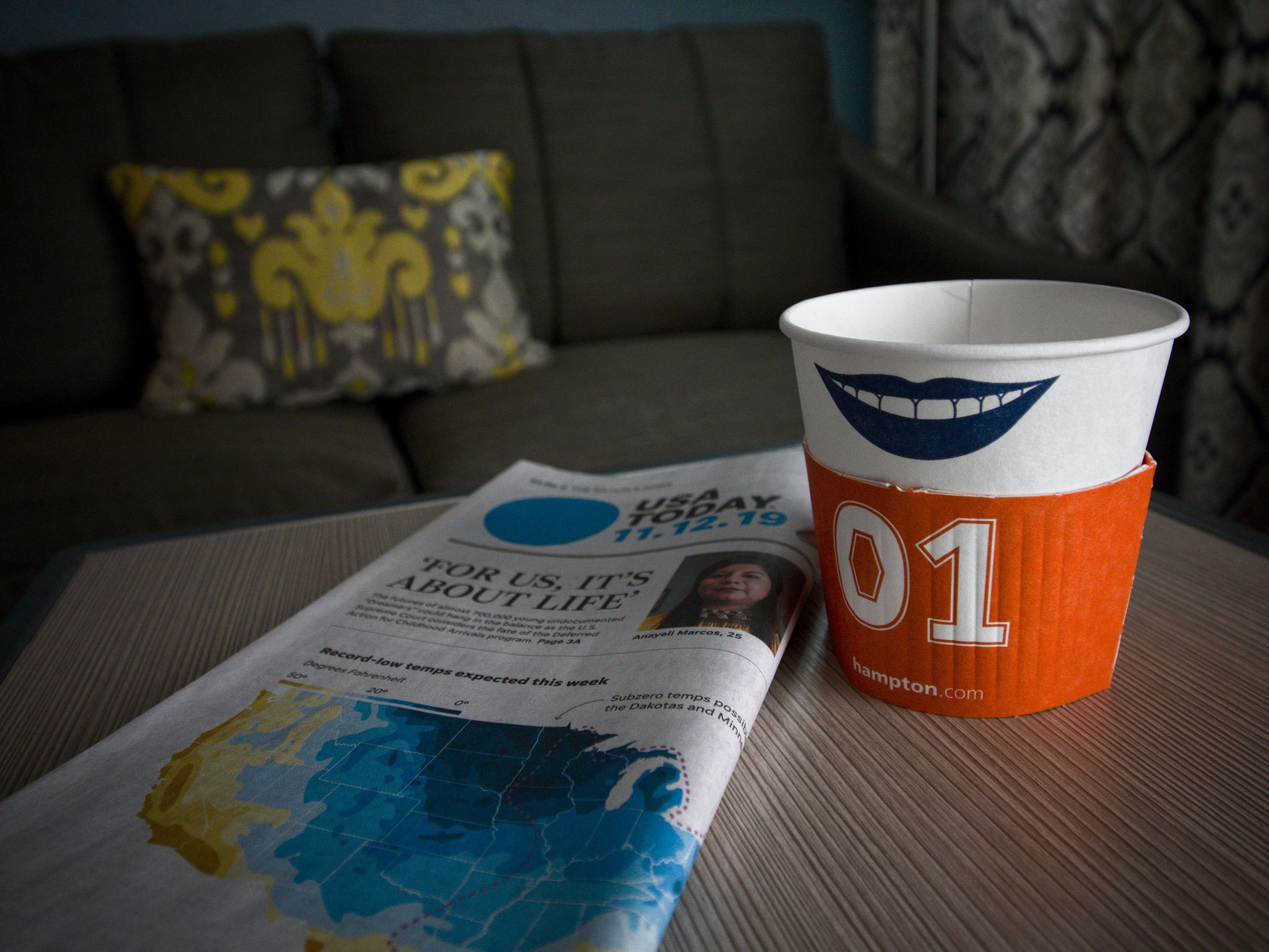 32-inch lcd tv with cable channels, tv