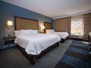 Premium bedding, in-room safe, desk, blackout drapes - Hampton Inn Oklahoma City/Edmond (Edmond)