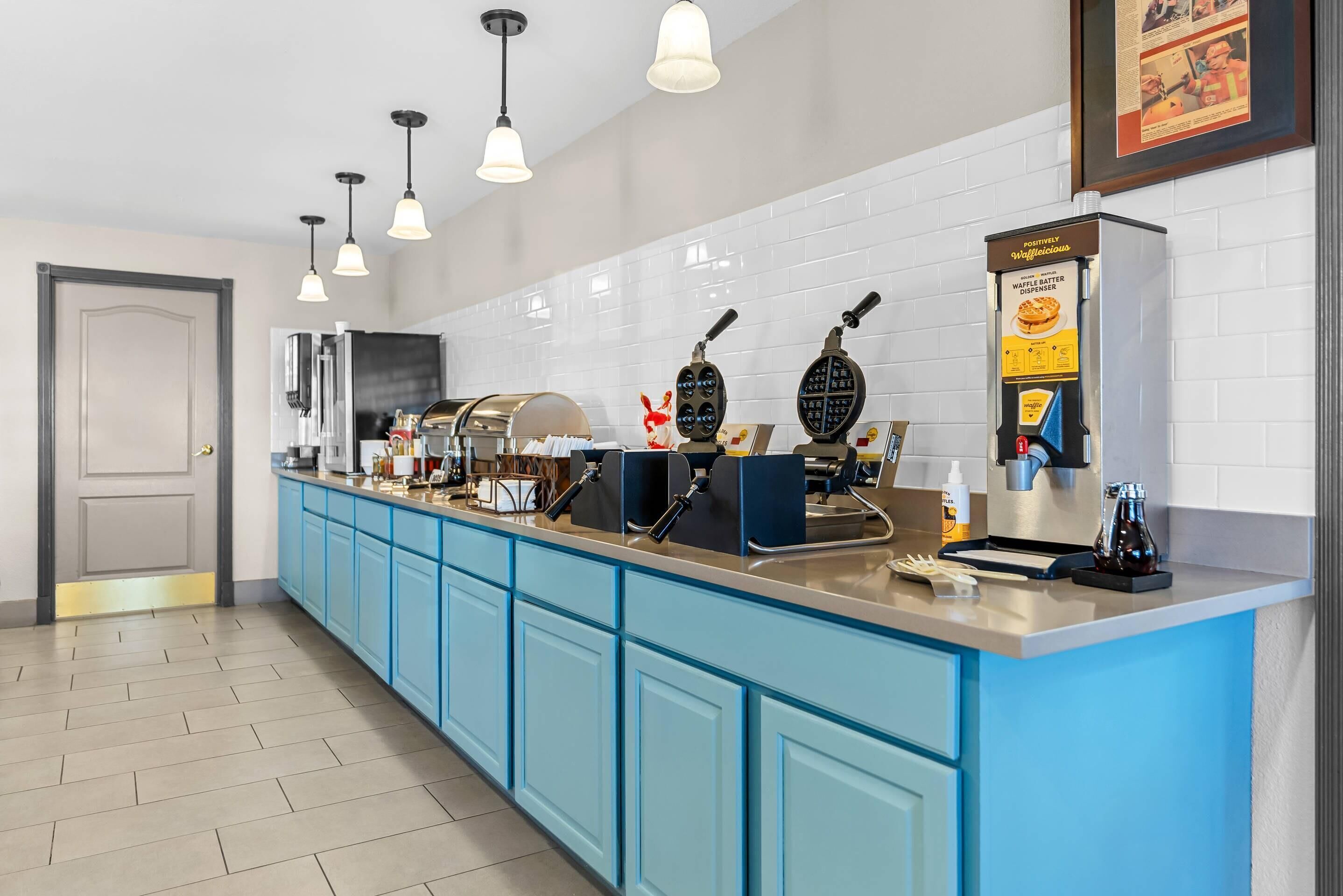 Free daily buffet breakfast