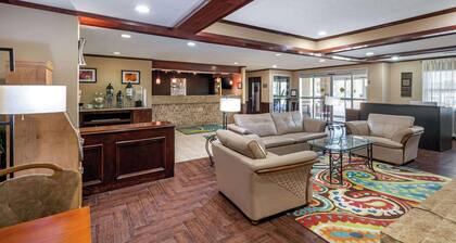 Quality Suites Addison - Dallas