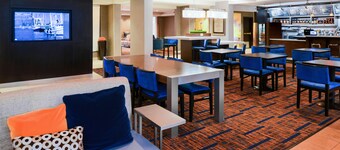 Courtyard by Marriott Beaumont