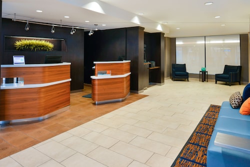 Courtyard by Marriott Beaumont