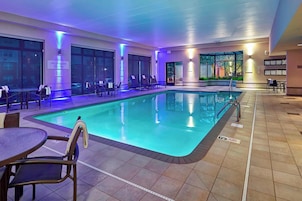 Una piscina techada