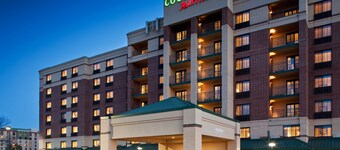 Courtyard by Marriott Bloomington by Mall of America