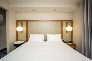 Suíte executiva, 1 quarto | 1 quarto, escrivaninha, ferros/tábuas de passar roupa, Wi-Fi de cortesia