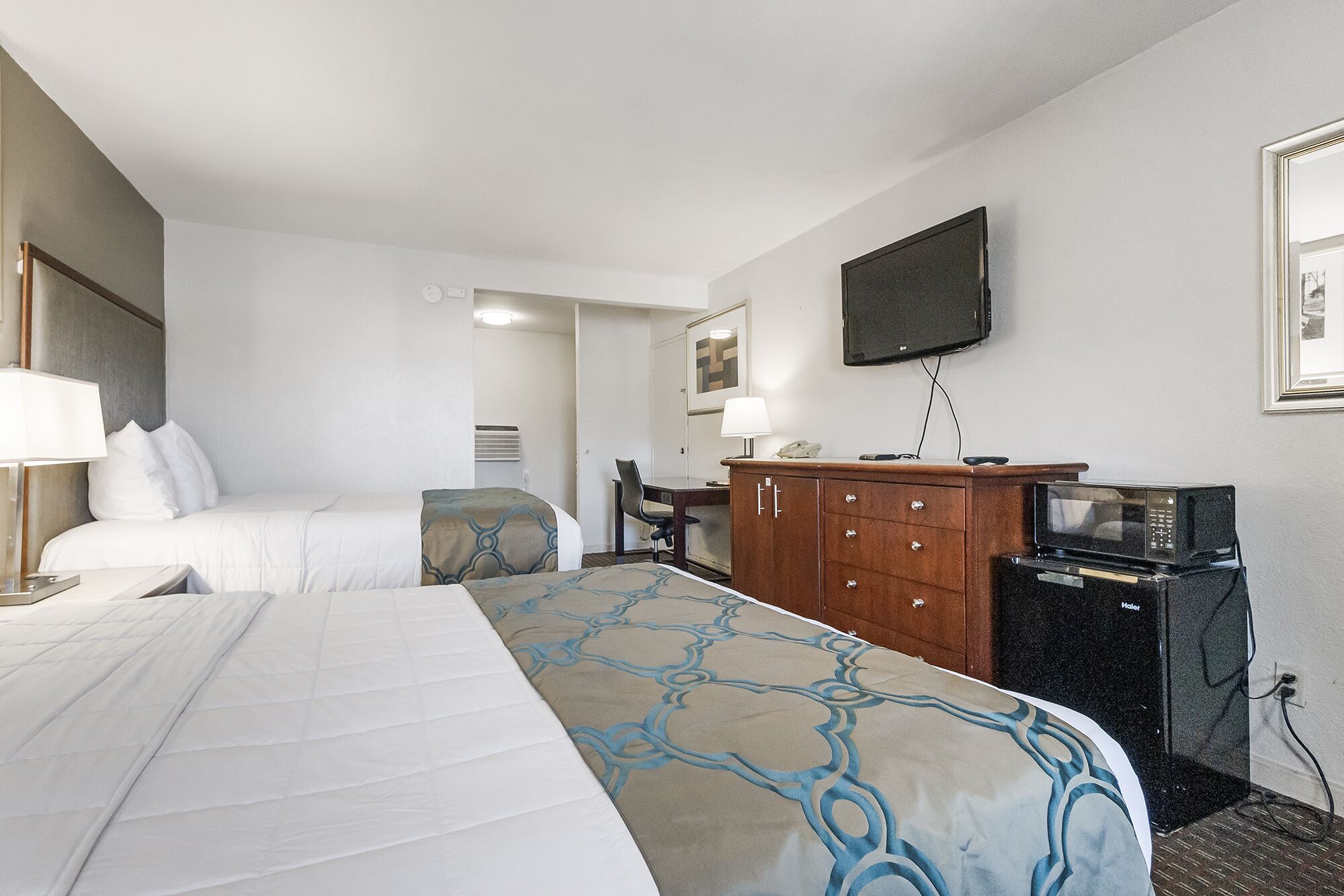 Photo - Heritage Inn Express Hayward