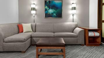 Premium bedding, in-room safe, desk, blackout drapes