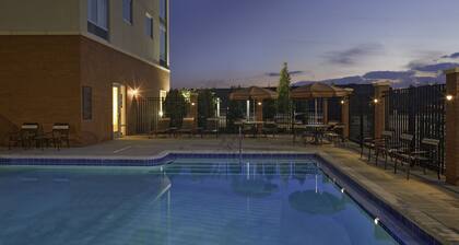 Hyatt Place Albuquerque Airport