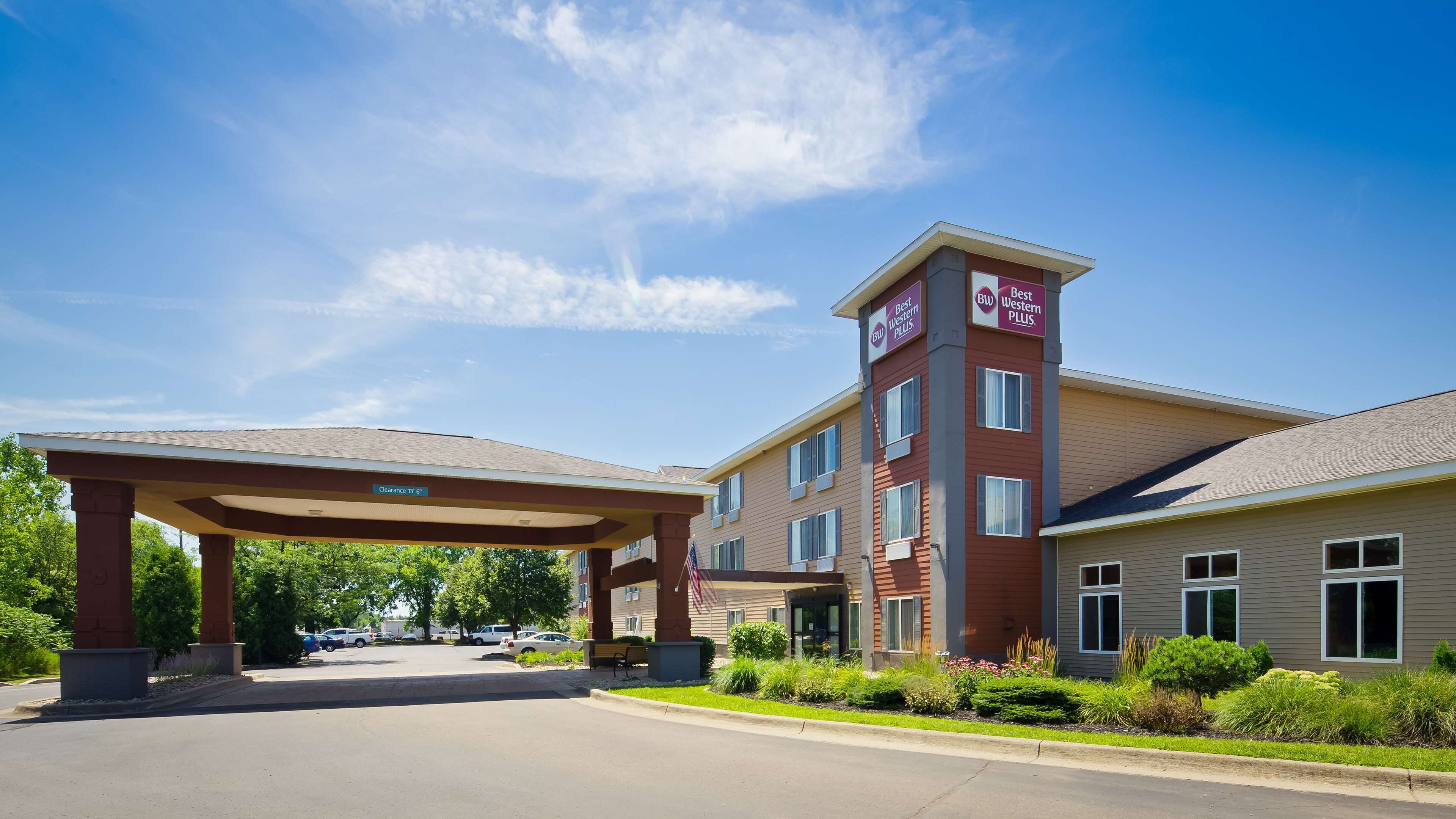 luxury hotels in Battle Creek