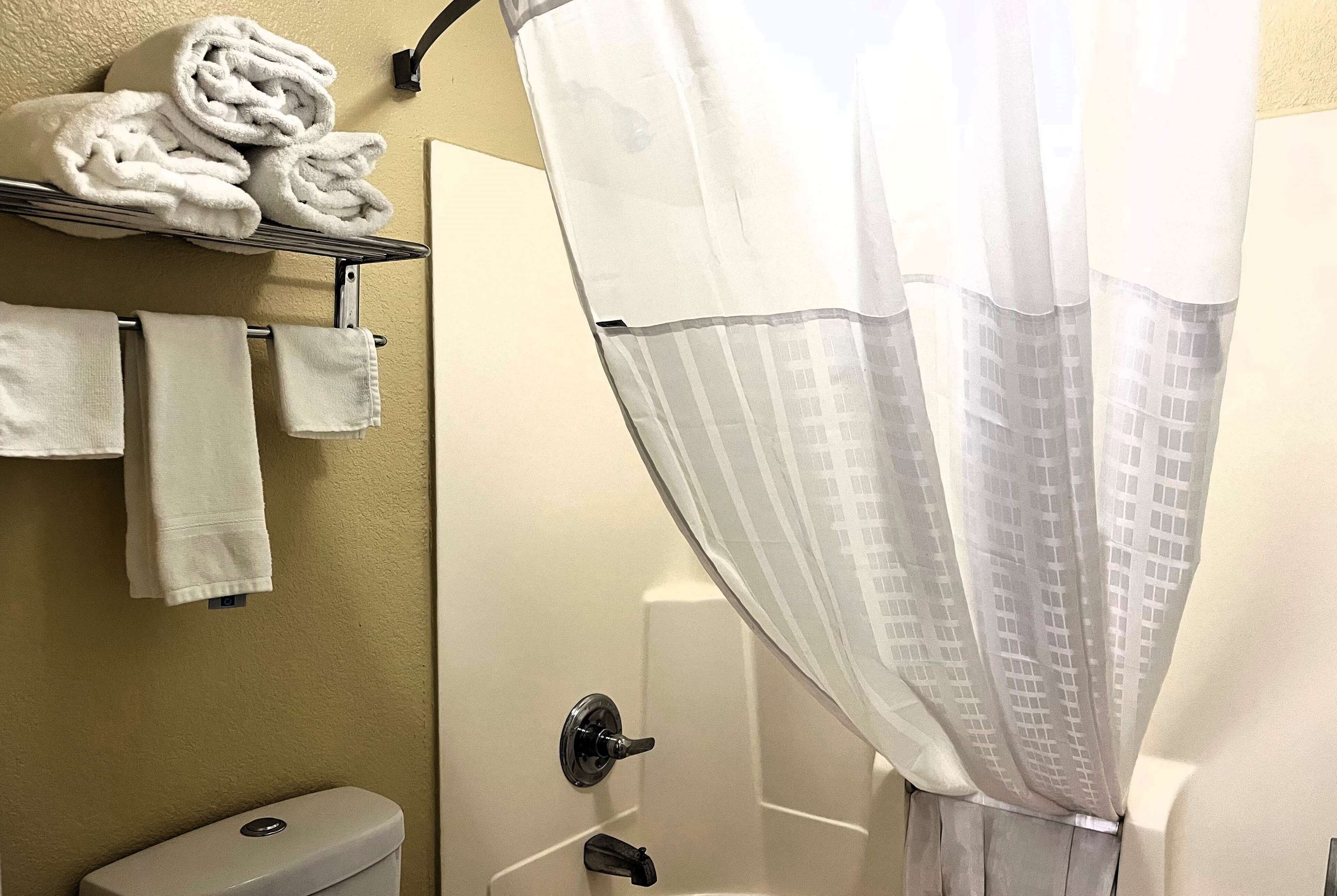 Foto - Super 8 by Wyndham Indianapolis/NE/Castleton Area