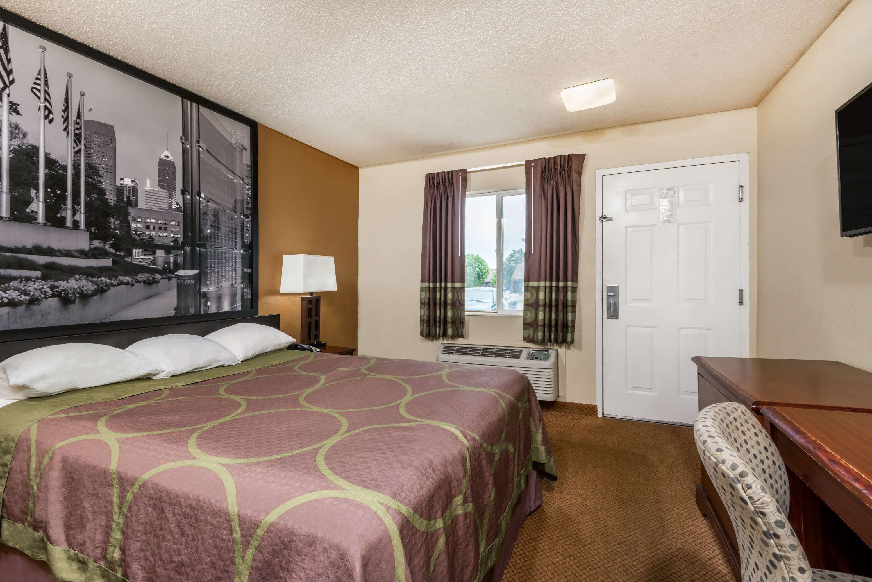 Foto - Super 8 by Wyndham Indianapolis/NE/Castleton Area
