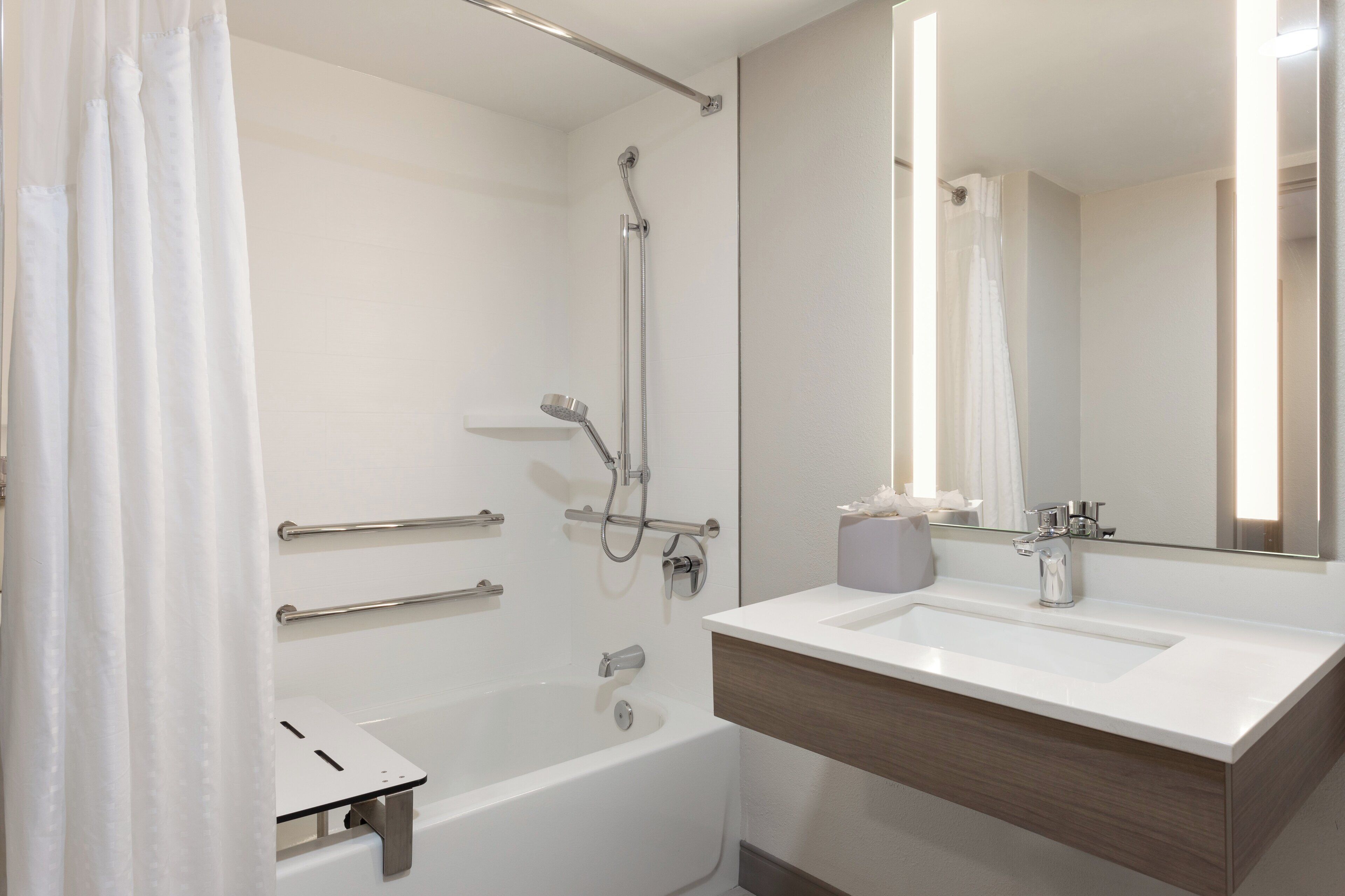 Photo - Holiday Inn Express Hotel & Suites Tampa-Rocky Point Island by IHG