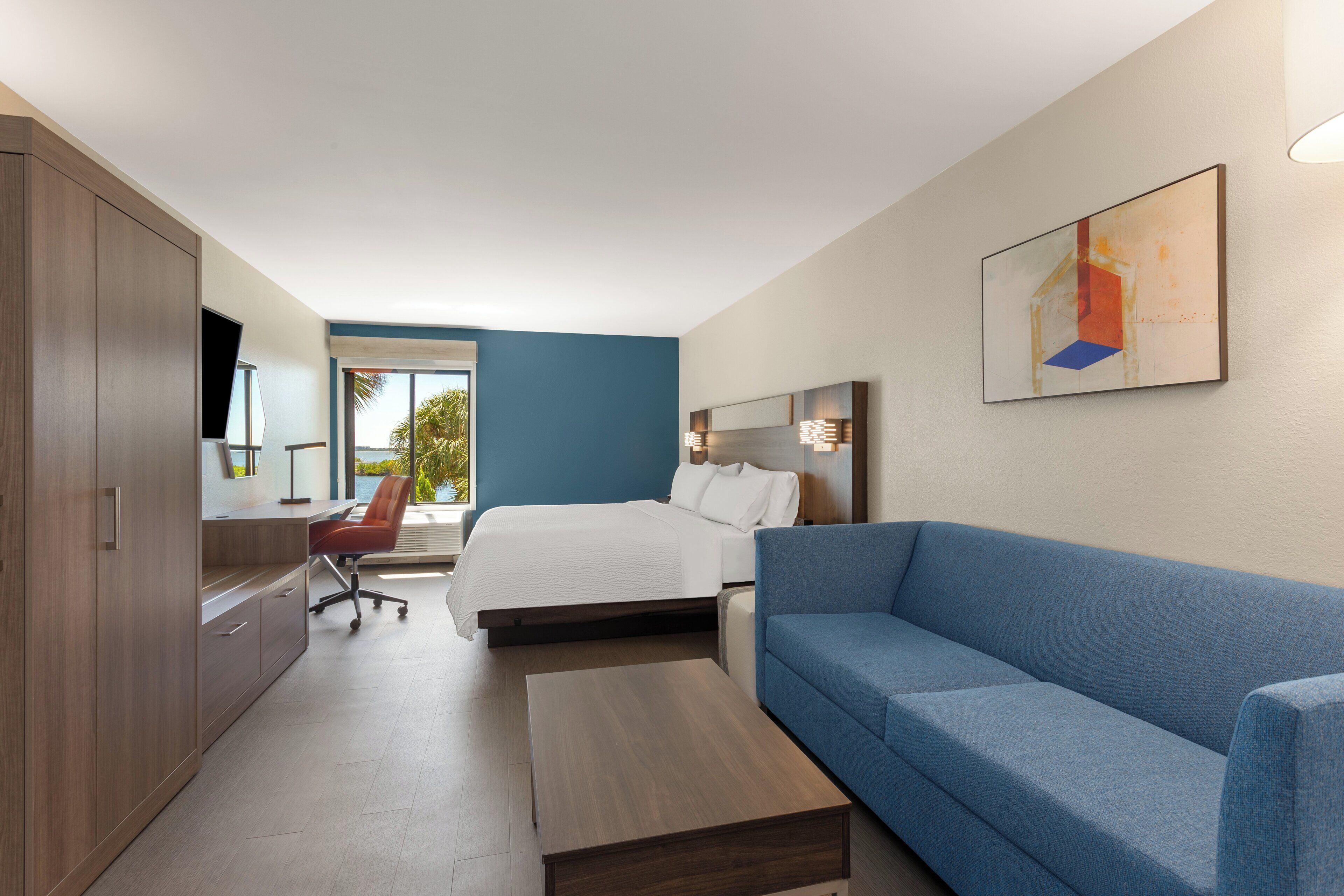 Photo - Holiday Inn Express Hotel & Suites Tampa-Rocky Point Island by IHG