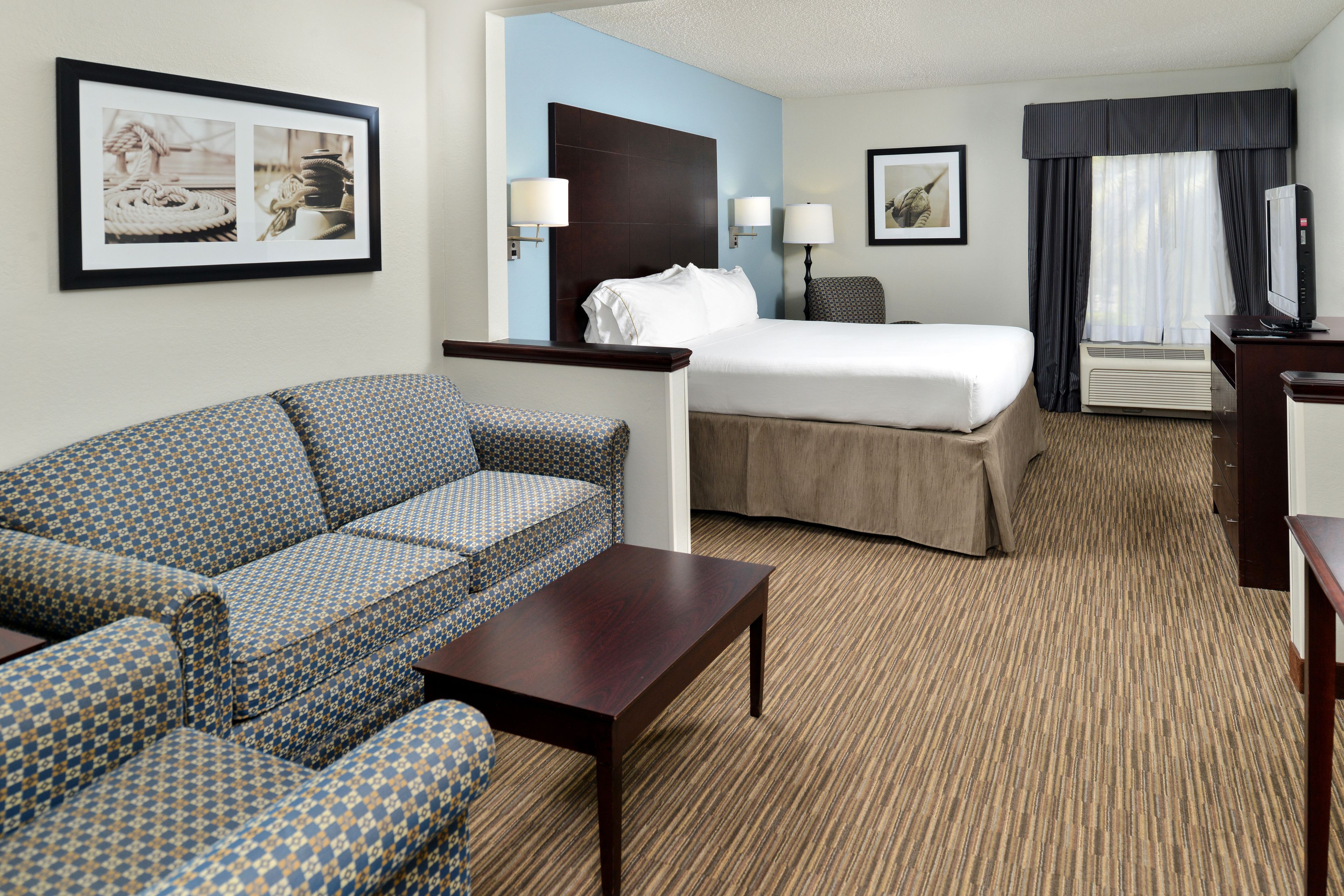 Photo - Holiday Inn Express Hotel & Suites Tampa-Rocky Point Island by IHG