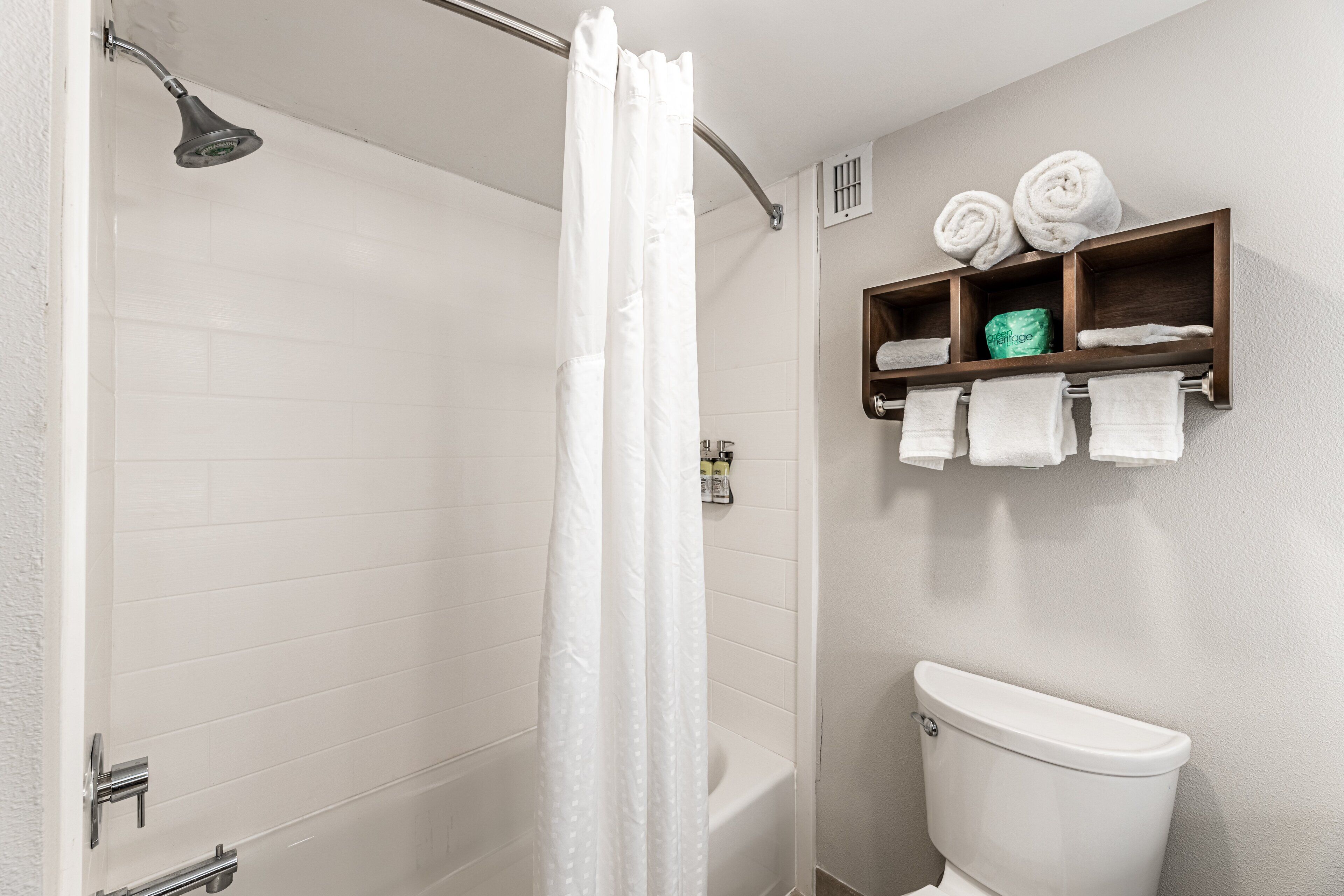 Photo - Holiday Inn Express Indianapolis South by IHG