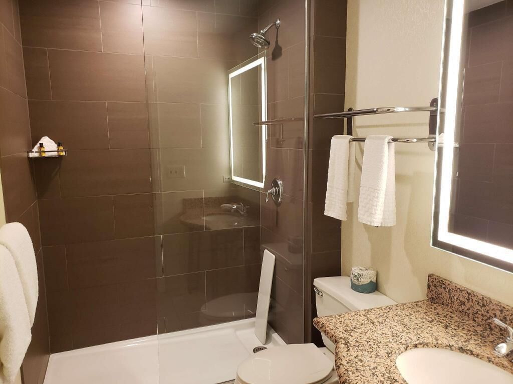 Bathroom | Free toiletries, hair dryer, towels, soap