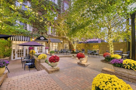 Exterior. Best Western Plus Hawthorne Terrace Hotel
