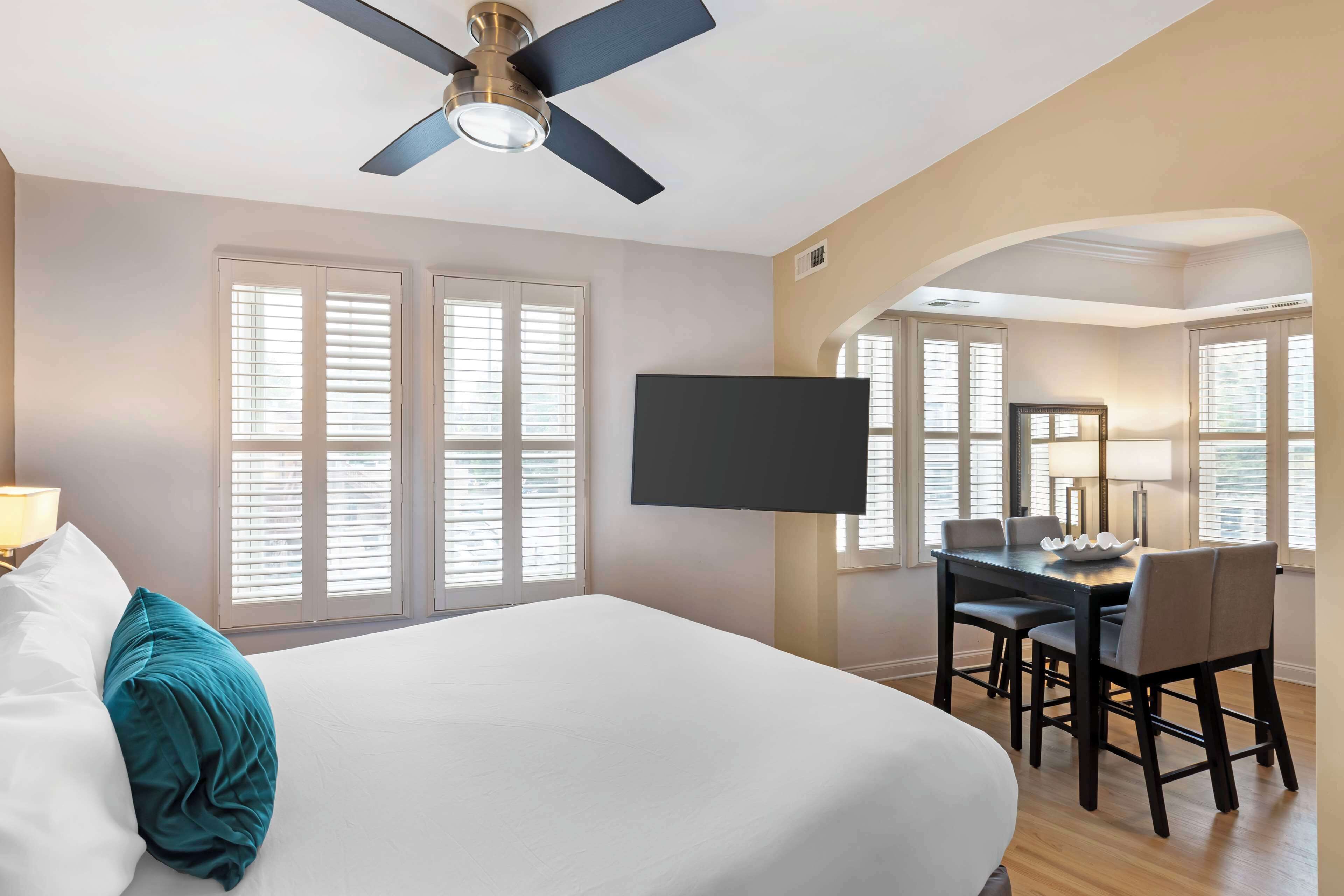 1 bedroom, in-room safe, desk, laptop workspace