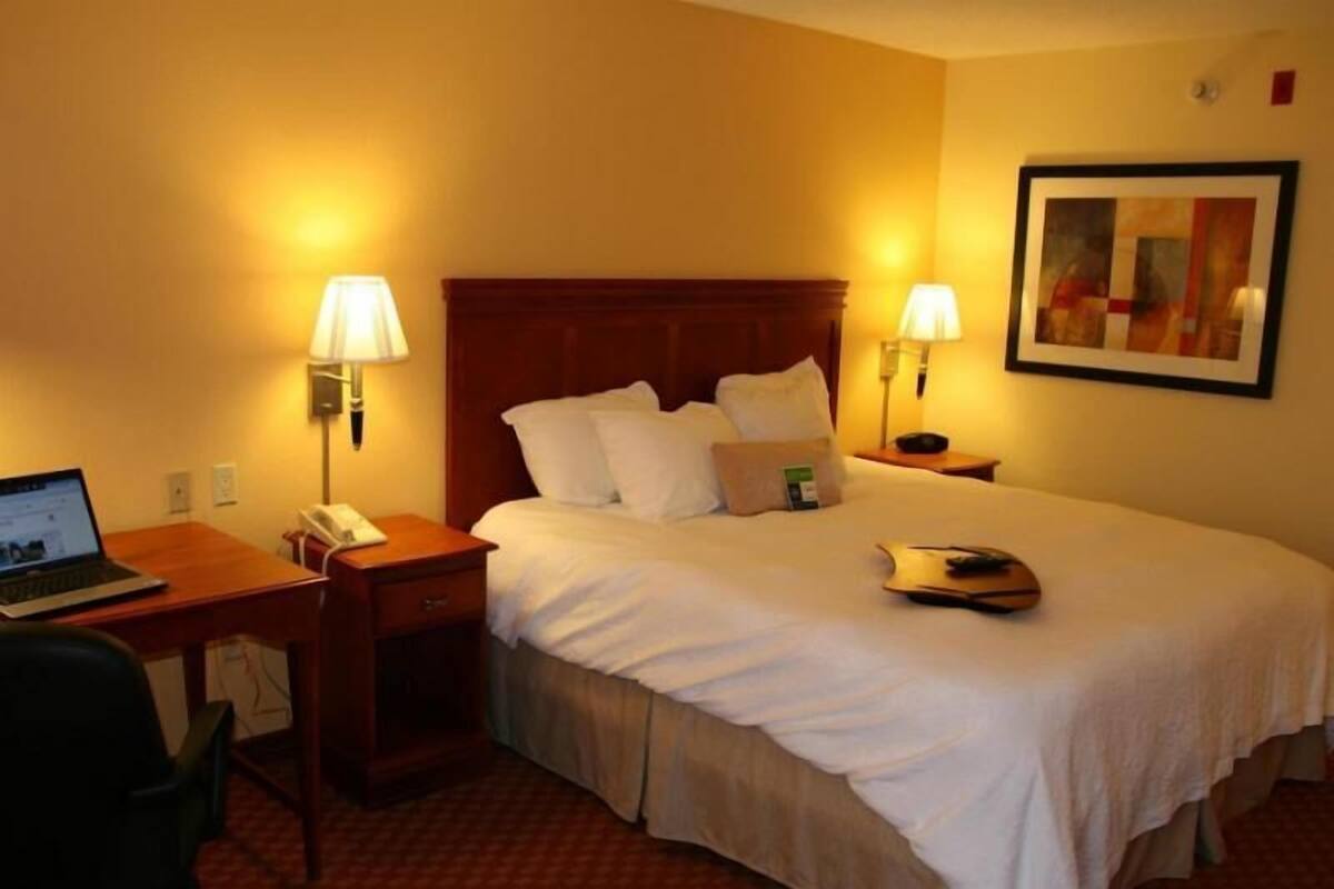Individually furnished, desk, laptop workspace, blackout drapes