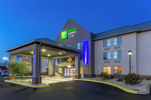 Holiday Inn Express & Suites Scottsburg by IHG