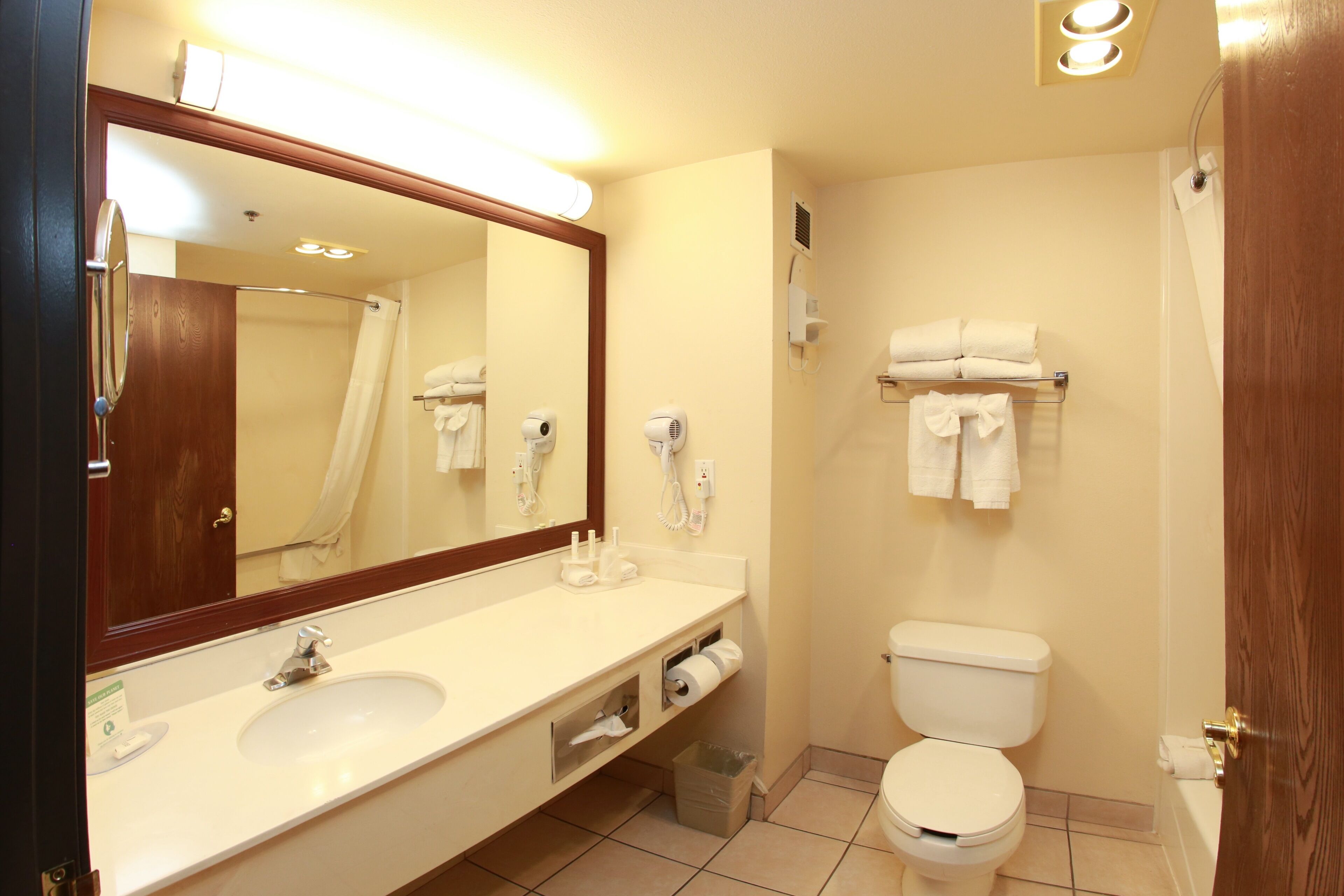 Foto - Ramada by Wyndham Fresno Northwest