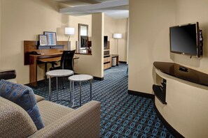 Desk, blackout curtains, iron/ironing board, free cots/infant beds - Fairfield Inn & Suites by Marriott Atlanta Suwanee (Suwanee)