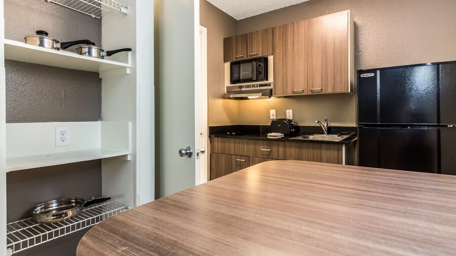 Studio 6 Dallas, TX - Northwest