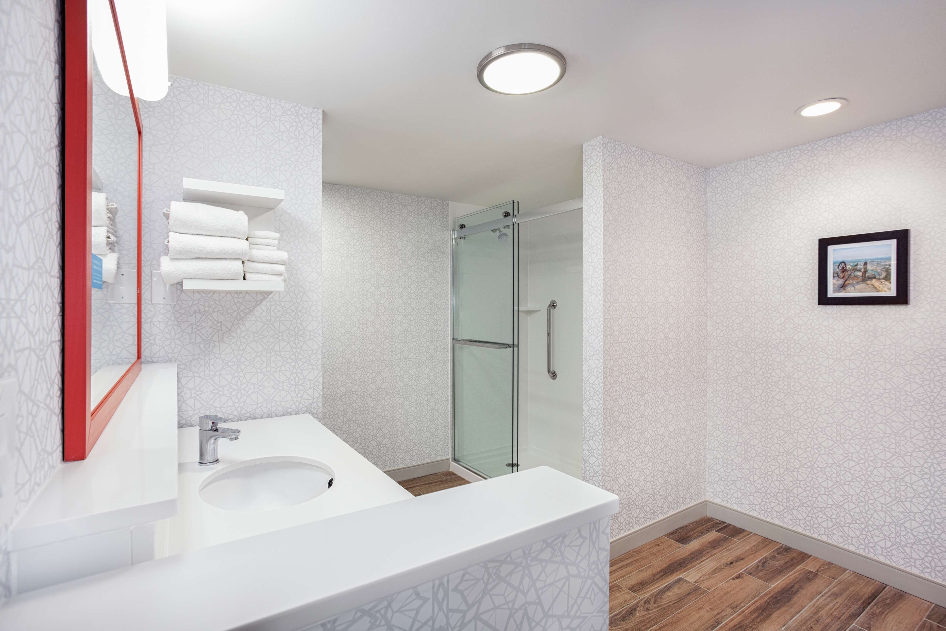 suite, 1 bedroom, non smoking | bathroom shower