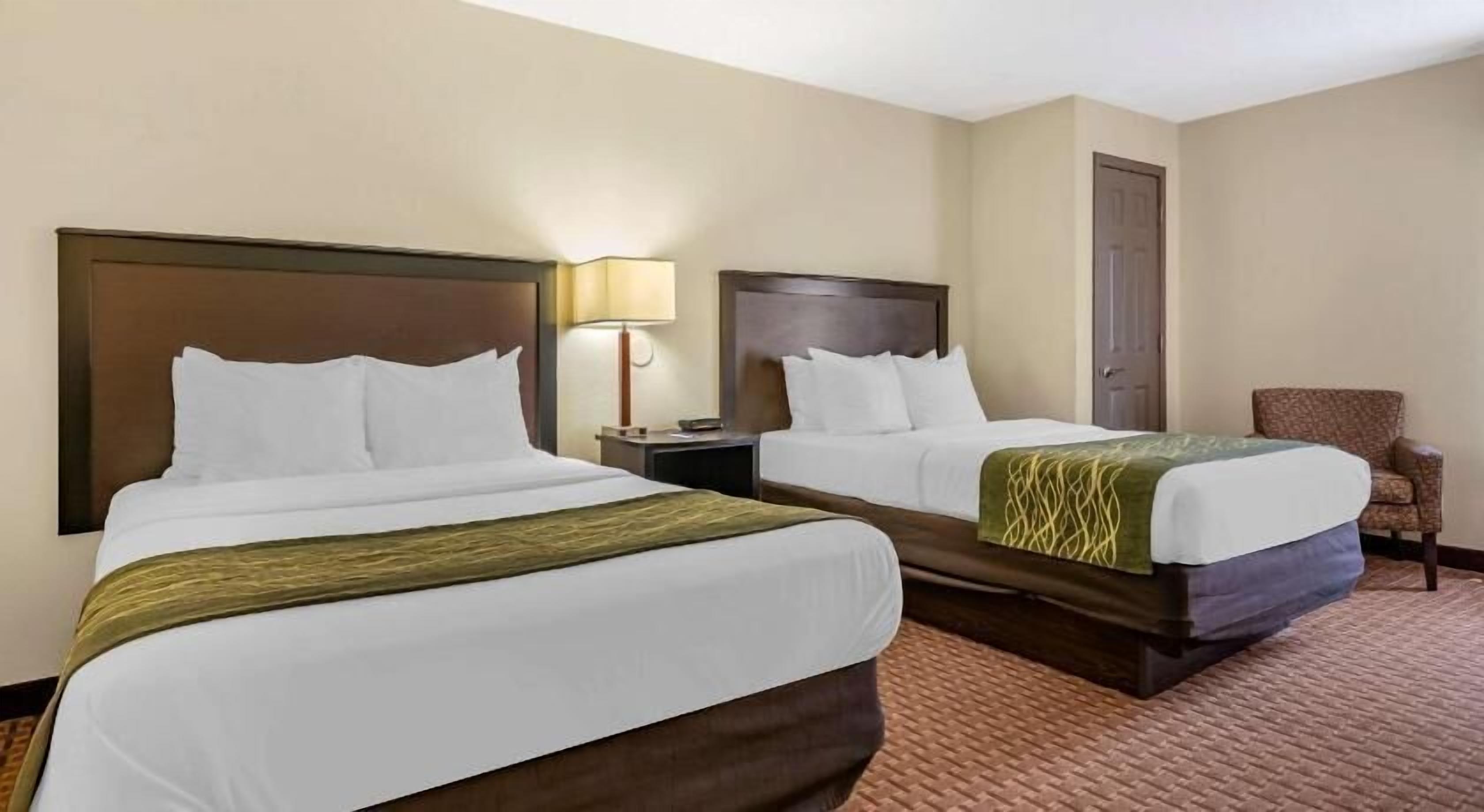 Coffre-fort, bureau, espace de travail pour ordinateurs portables