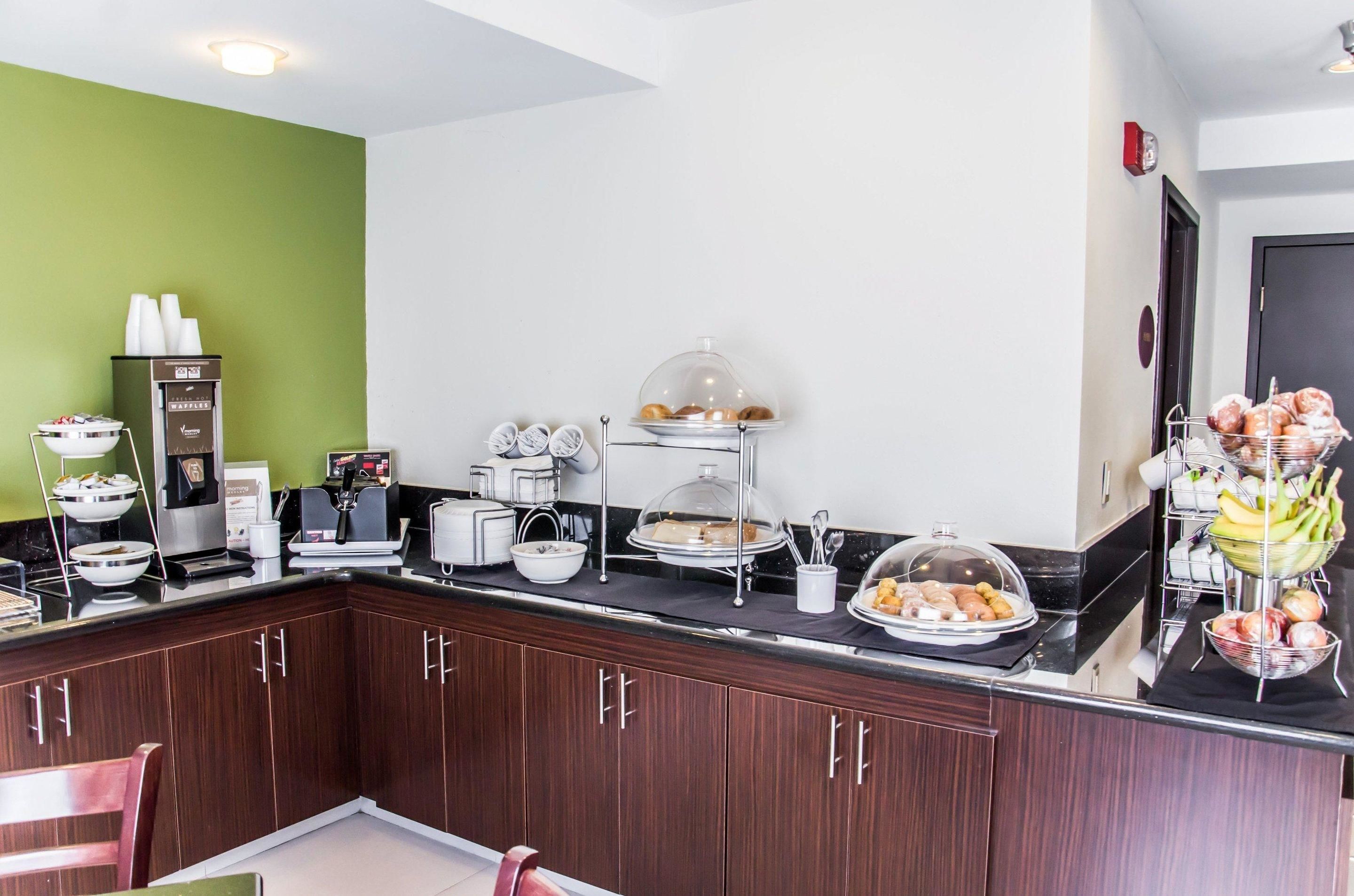 Free daily on-the-go breakfast