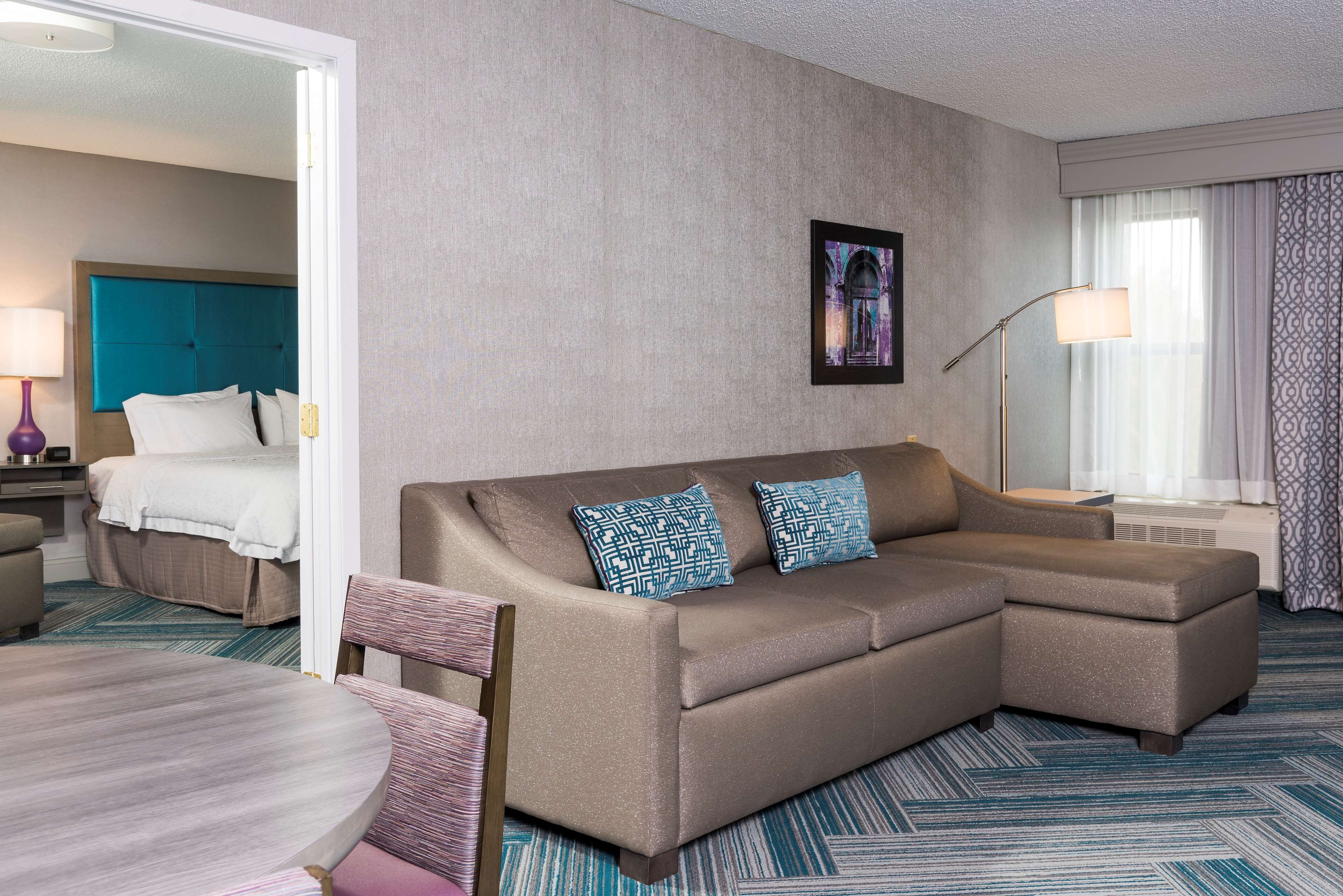 Suite, Non Smoking | Living area | 40-inch LCD TV with satellite channels, TV