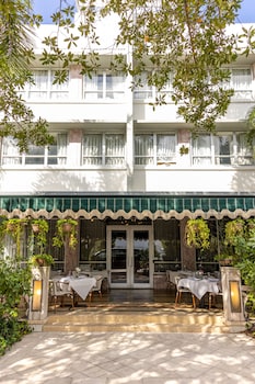 Hotel exterior and entrance at Crest Hotel Suites