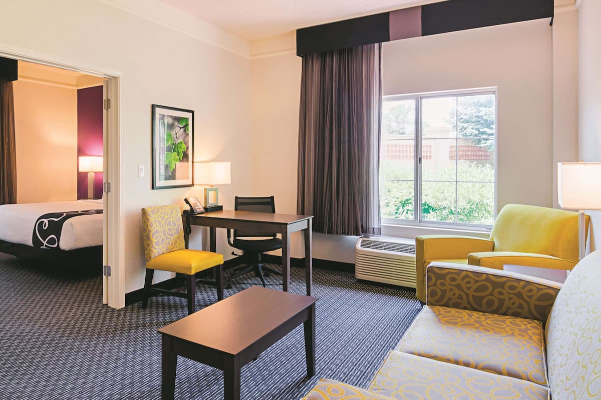 suite, 1 king bed, non smoking | premium bedding, desk, laptop workspace, blackout curtains