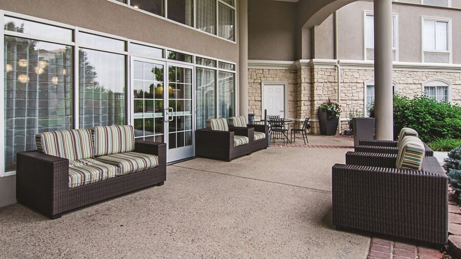 La Quinta Inn & Suites by Wyndham Denver Airport DIA