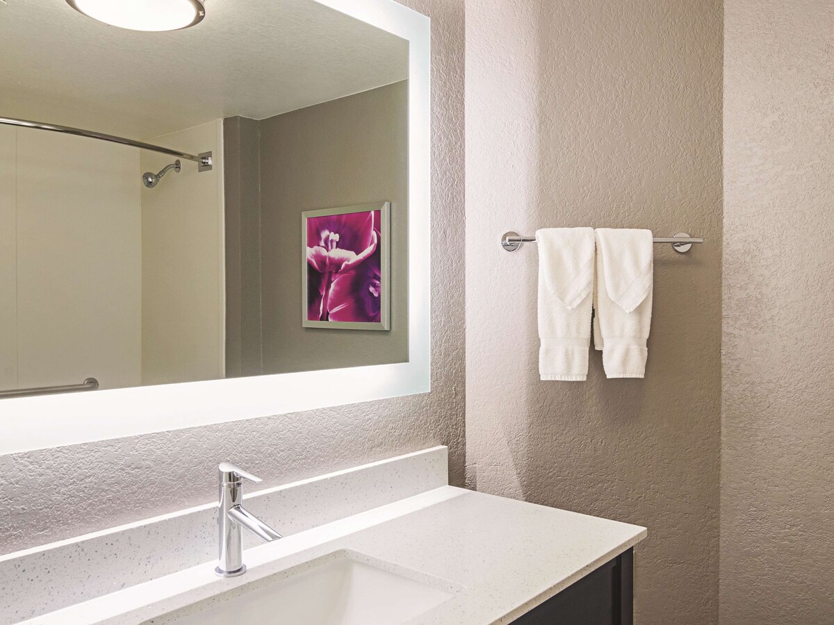 헨더슨 (CO) La Quinta Inn & Suites by Wyndham Denver Airport DIA 호텔 레스토랑