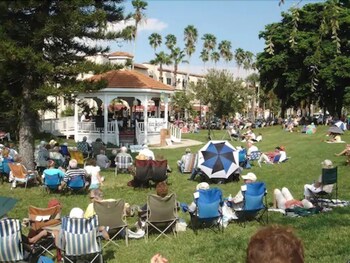 Property grounds at Best Western Plus Ambassador Suites Venice