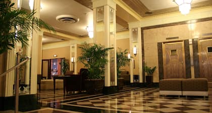 Ambassador Hotel Milwaukee, Trademark Collection by Wyndham