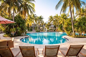 3 outdoor pools, sun loungers