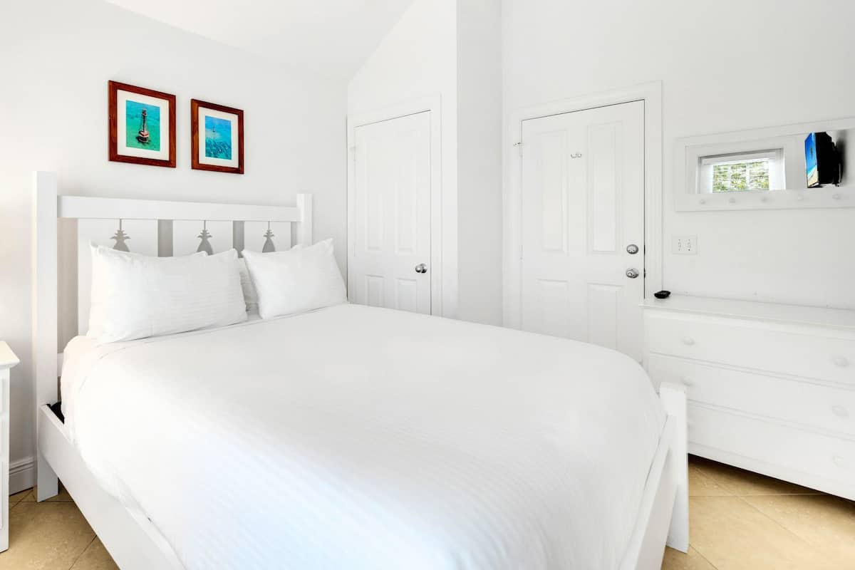 Premium bedding, pillow-top beds, in-room safe, desk