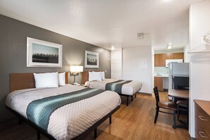 Studio, 2 Queen Beds, Non Smoking | Blackout drapes, free cribs/infant beds, free WiFi, bed sheets