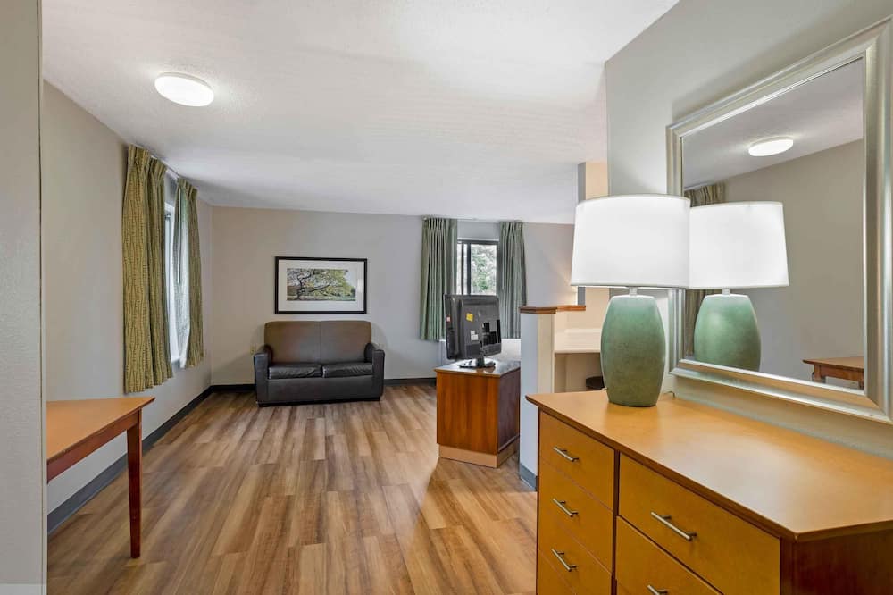Extended Stay America Suites Philadelphia Airport Bartram Av