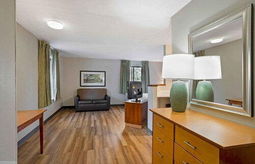 Extended Stay America Suites Philadelphia Airport Bartram Av