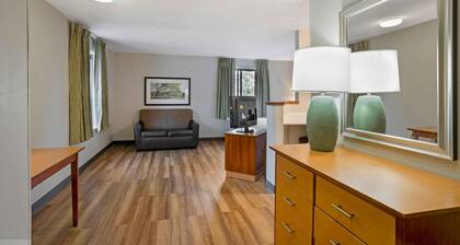 Extended Stay America Suites Philadelphia Airport Bartram Av